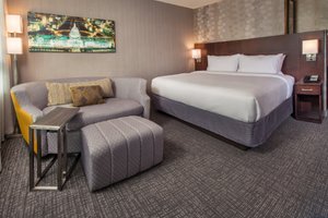 Room & Suite