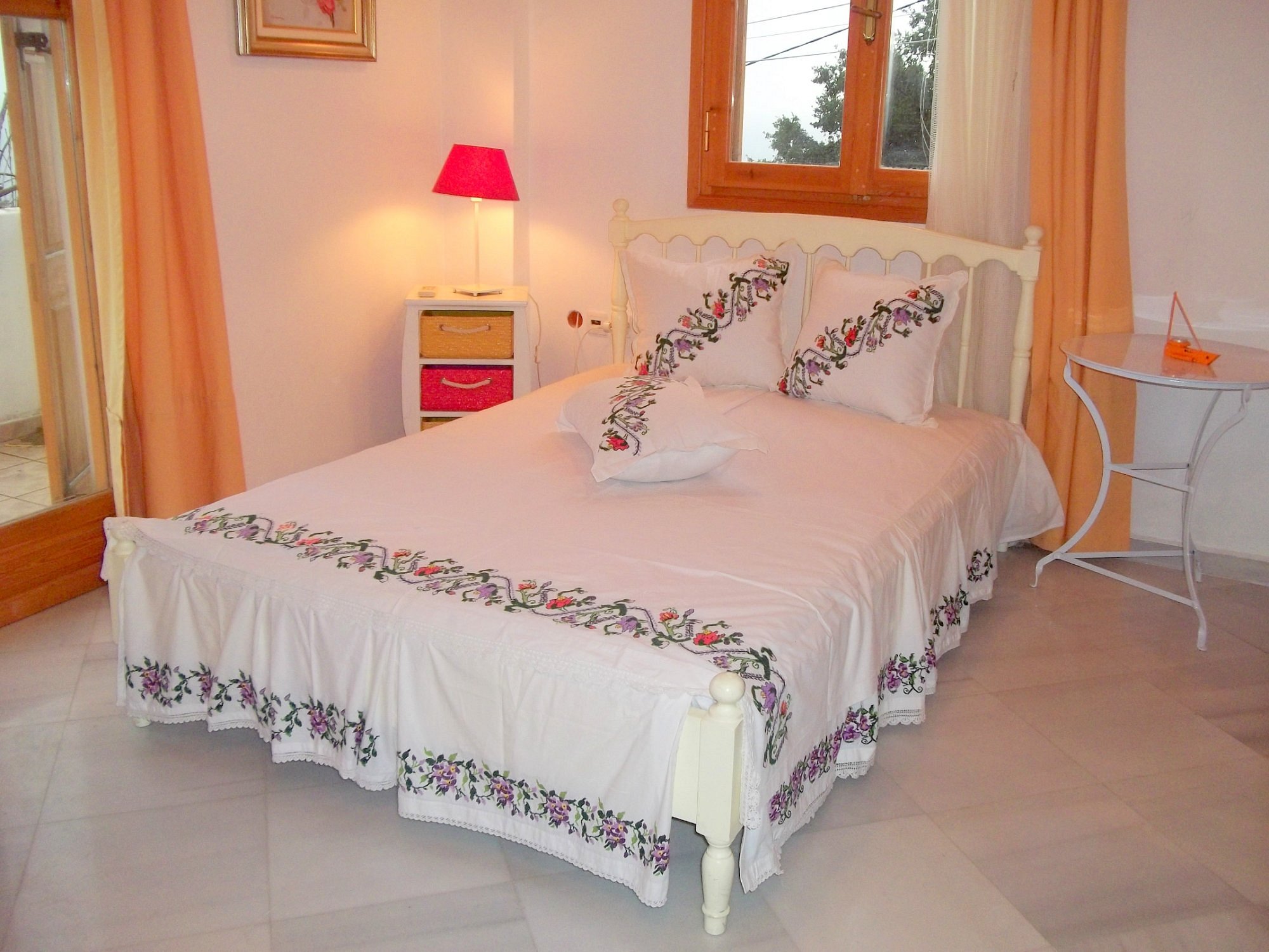 Ikaria Greece Hotels; ZACHAROULA ROOMS - Updated 2022 Prices (Ikaria, Greece)