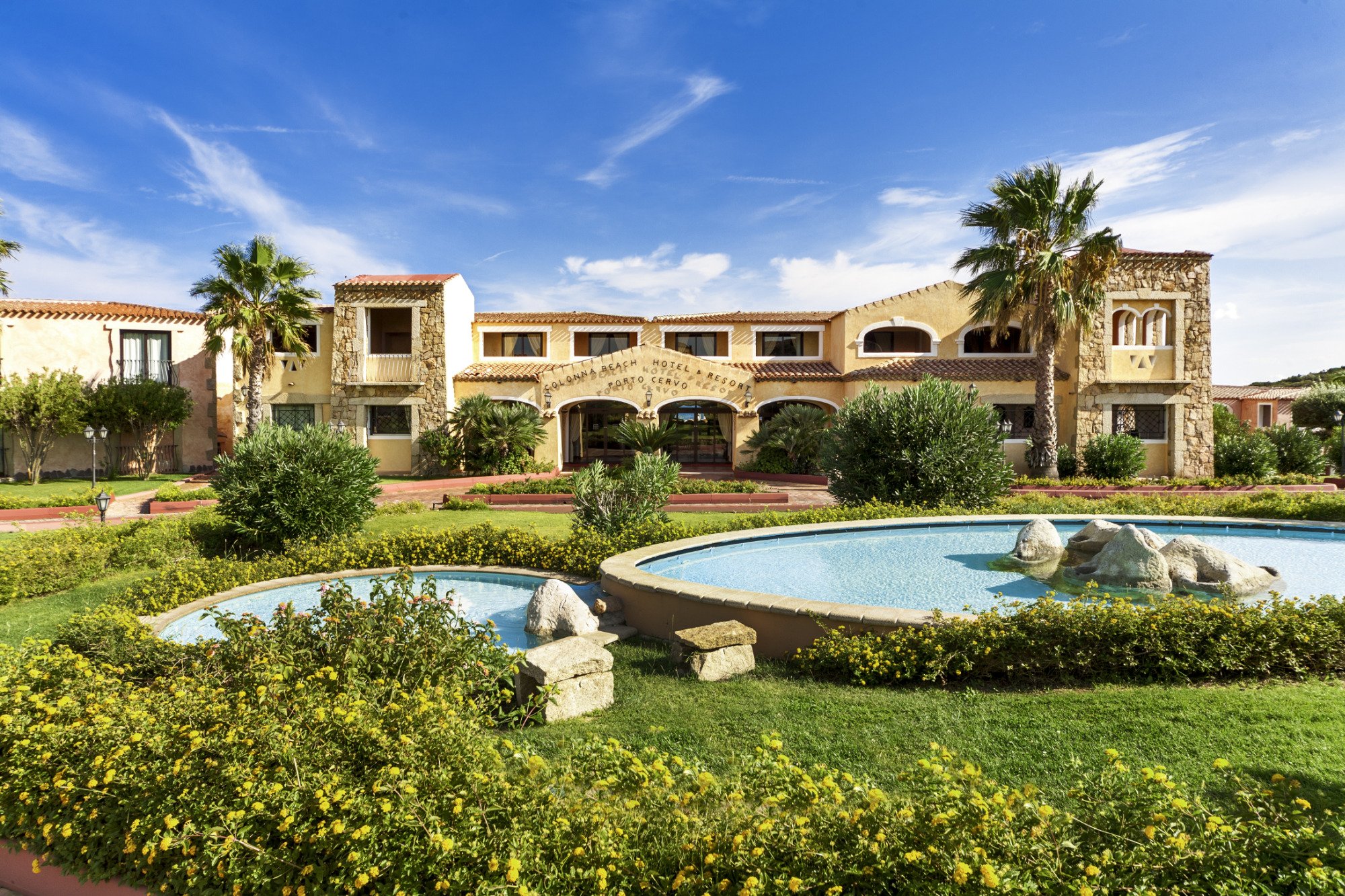 Hotel photo 11 of Colonna Resort.