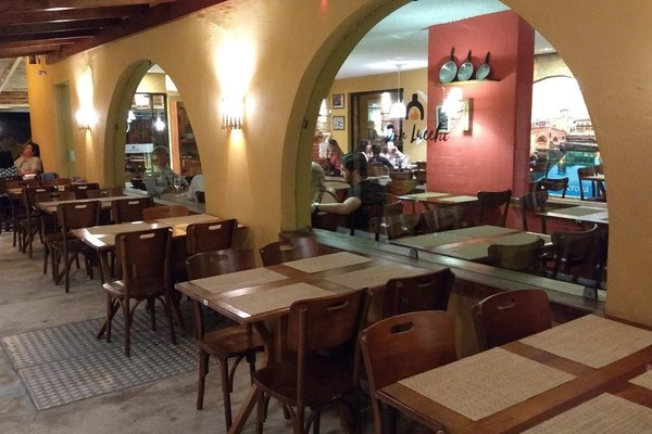 THE BEST 10 Pizza Places near R. Ovídio de Morães Leal 180, Rubem