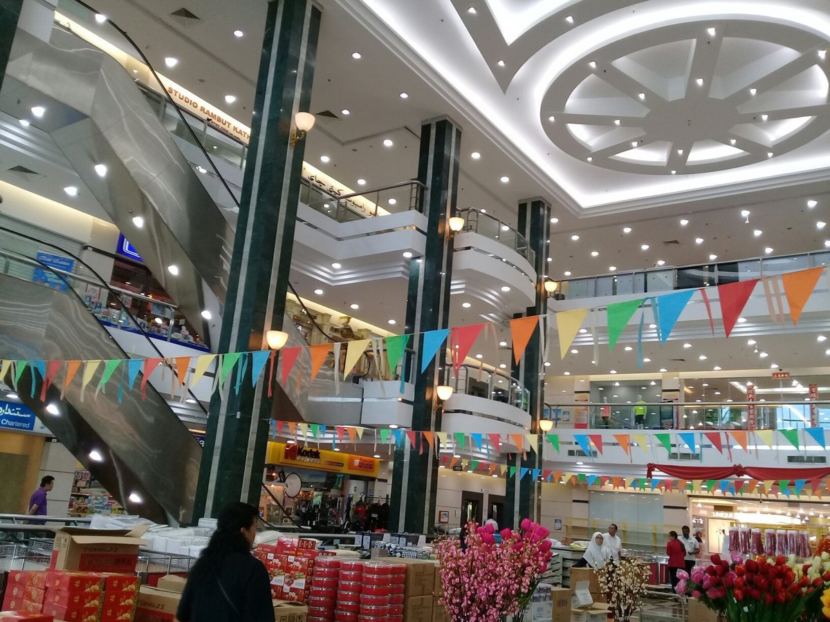 Activo césped postura HUA HO MANGGIS MALL (Bandar Seri Begawan) - Qué SABER antes de ir