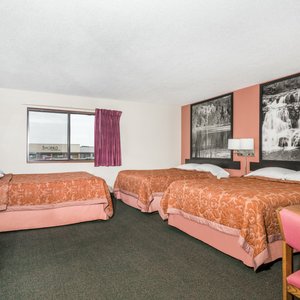 Super 8 Perham