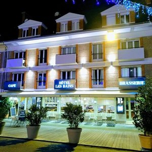 Les Bains de nuit