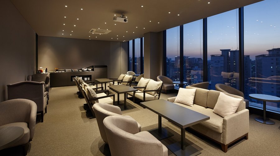 Executive Lounge