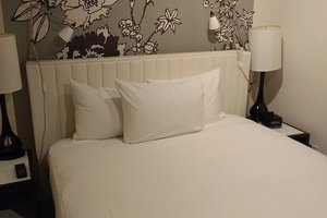 Room & Suite