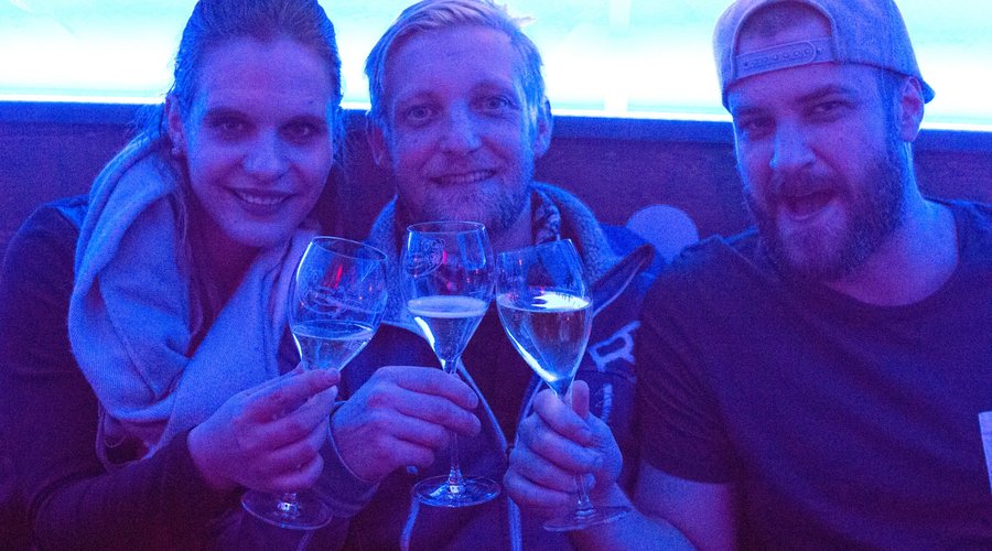 Friends at OFF PISTE BAR