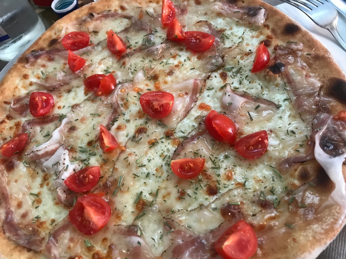 Pizzeria LungoLago64, Сало - фото ресторана - Tripadvisor