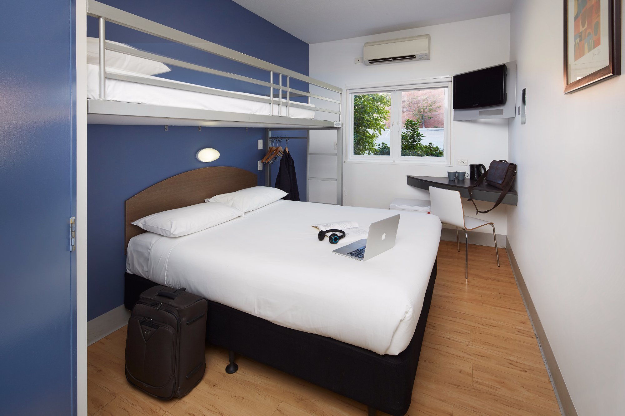 ibis budget Perth Airport by null