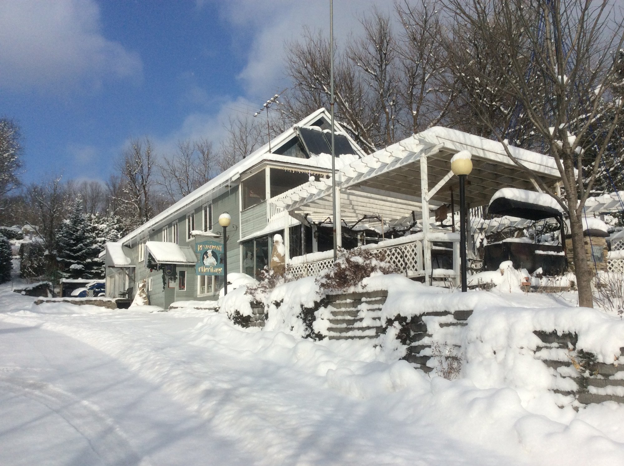 L'Heritage - UPDATED Prices, Reviews & Photos (Morin Heights, Quebec ...