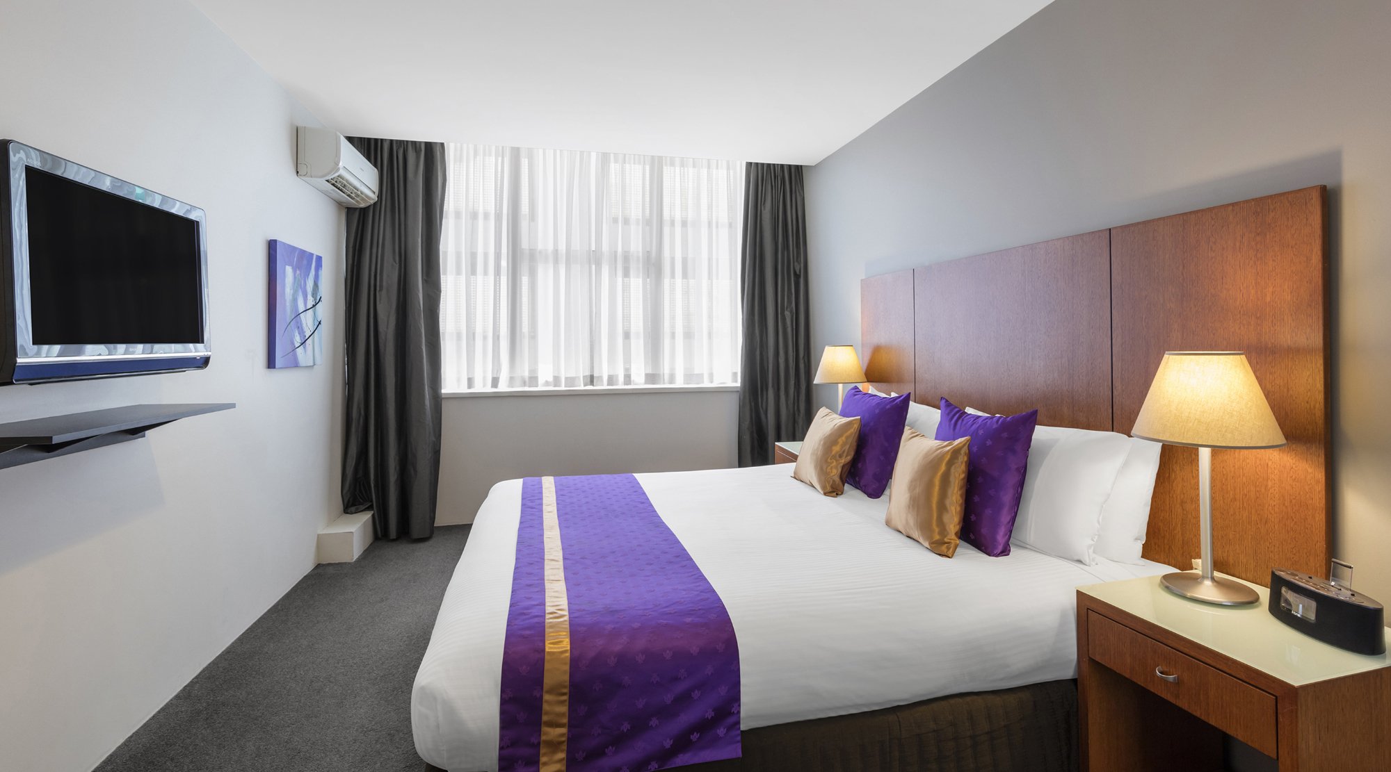 Hotel photo 15 of Park Regis Griffin Suites.