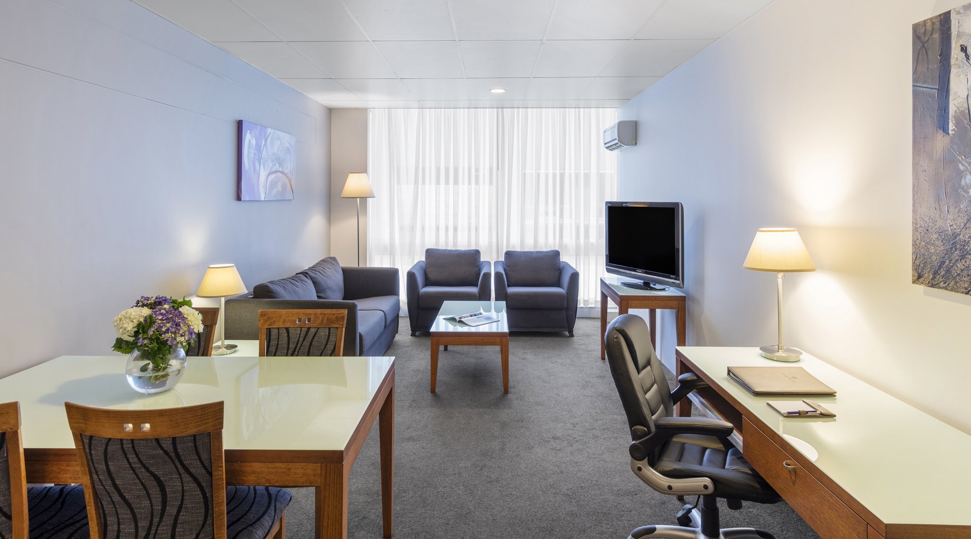 Hotel photo 22 of Park Regis Griffin Suites.