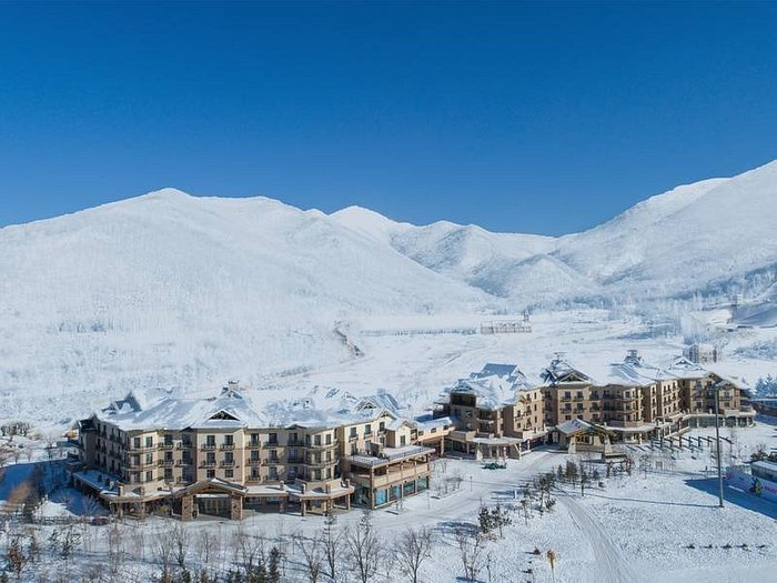 CLUB MED BEIDAHU - CHINA - Updated 2023 Prices & Hotel Reviews (Jilin)
