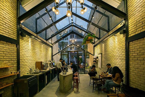 THE 10 BEST Cafés with Outdoor Seating in Da Nang - Tripadvisor