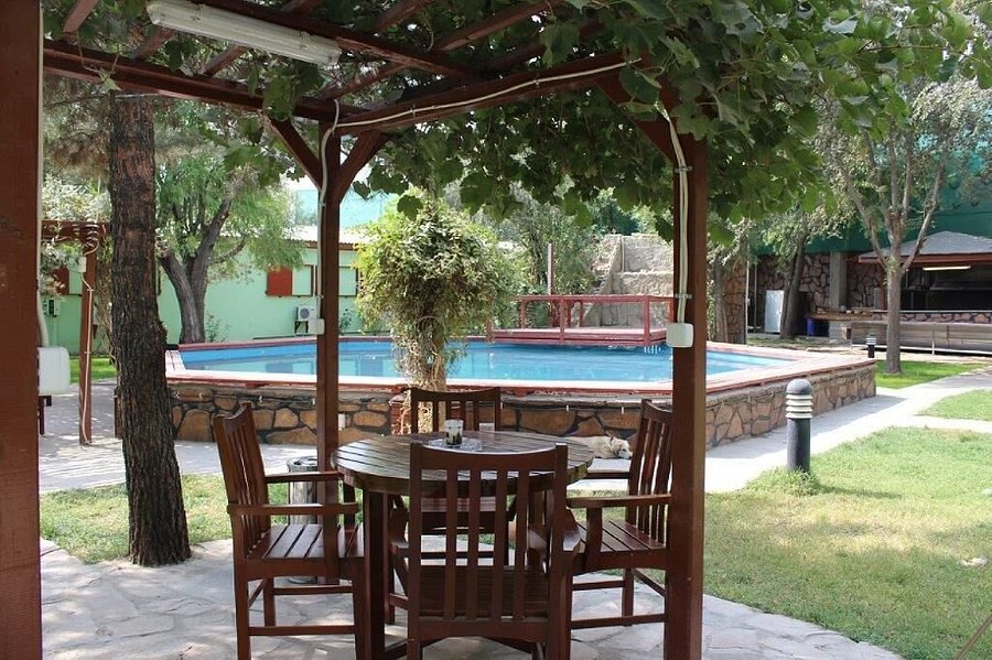 ZOHAK VILLAGE AND BUSINESS PARK - Hotel Reviews & Photos ...