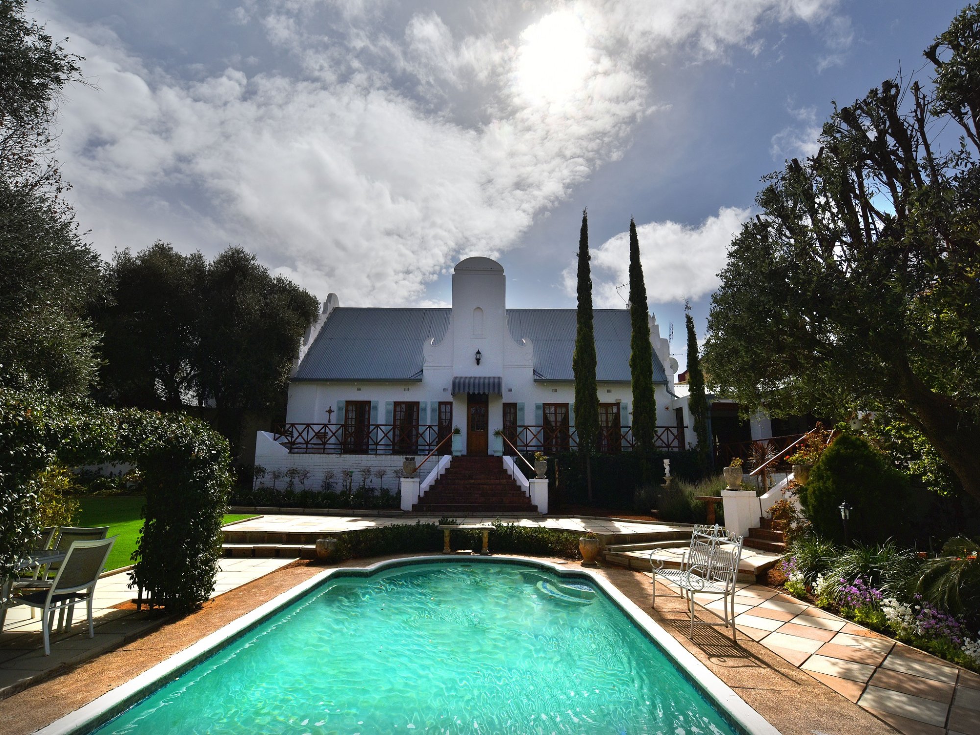 Hotel photo 20 of Bloemstantia Guest House.
