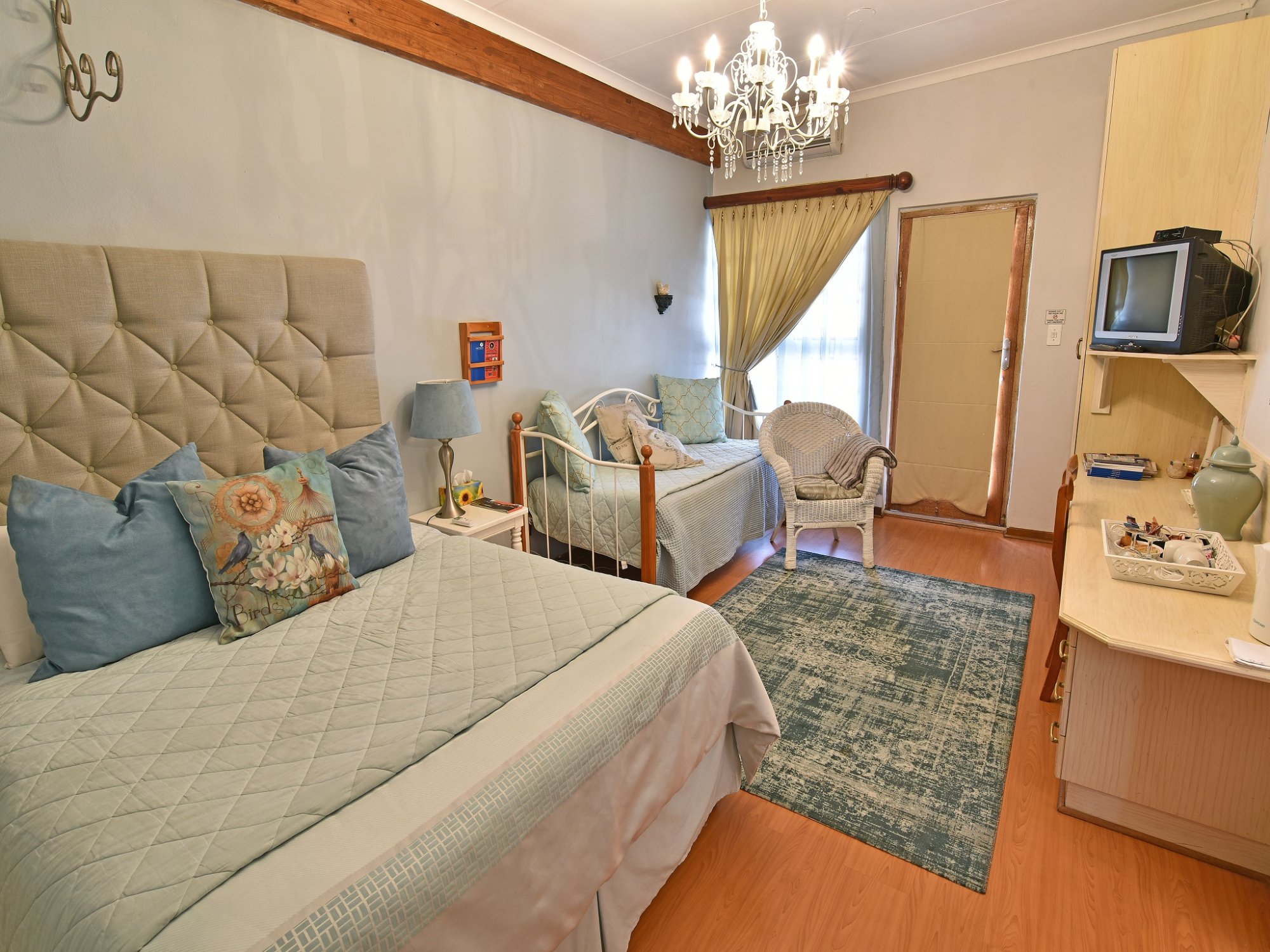 Hotel photo 5 of Bloemstantia Guest House.