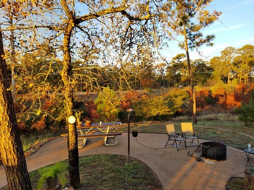 Lost Pines Holiday Homes Tour 2023 - Explore Bastrop County