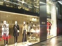 contrabando solitario dorado LIU JO (Milano): AGGIORNATO 2023 - tutto quello che c'è da sapere
