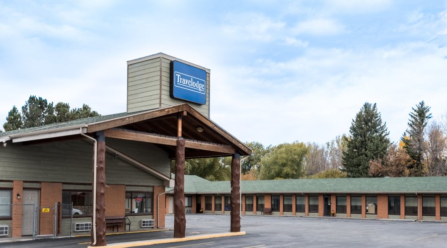 Hotel Grounds