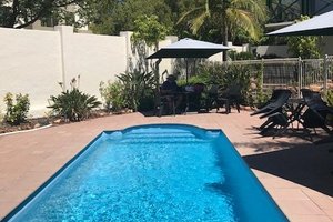 Pool & Beach