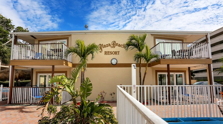 Our four Gulf Front suites that face directly towards the beach. 