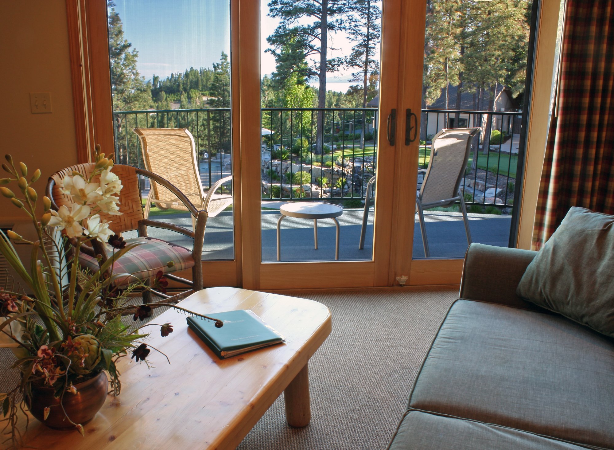 Hotel photo 7 of Bigfork Mountain Lake Lodge.
