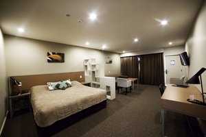 Room & Suite