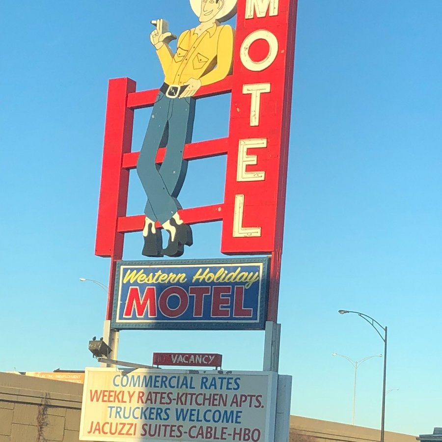 WESTERN HOLIDAY MOTEL - Prices & Hotel Reviews (Wichita, KS) - Tripadvisor