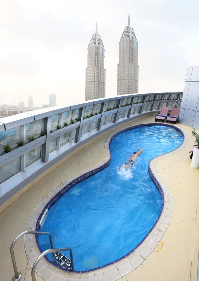 Citadines Metro Central Apartments Pool Pictures & Reviews - Tripadvisor