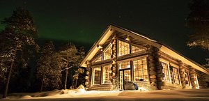 Wilderness Hotel Nangu in Veskoniemi, image may contain: Night, Housing, Log Cabin, House