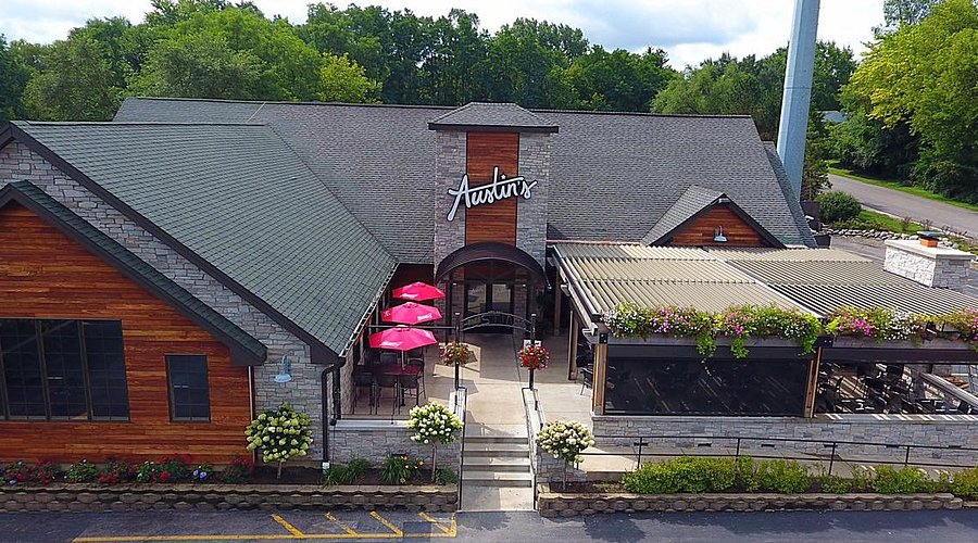 Austin's Saloon & Eatery