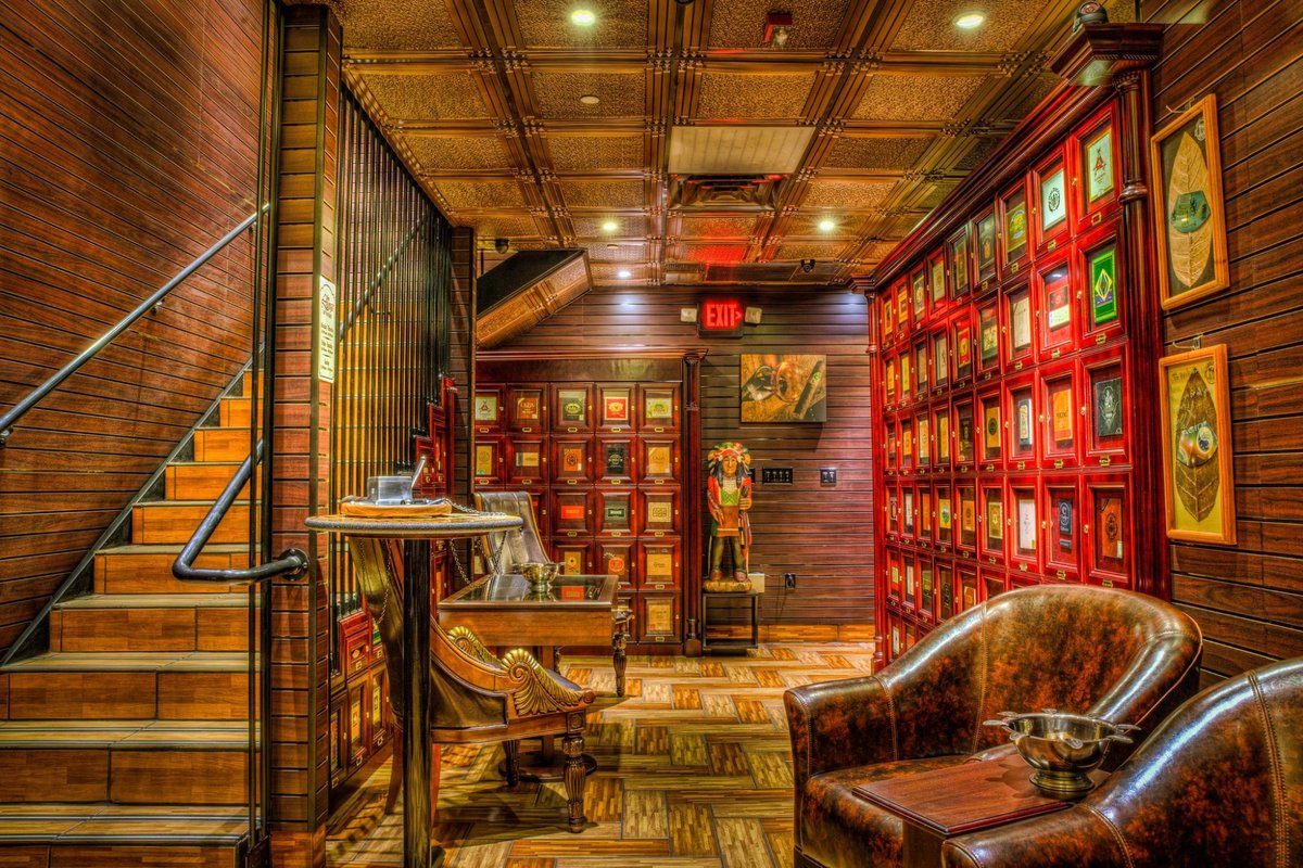 VINTAGE CIGAR LOUNGE, Huntsville - Restaurant Reviews, Photos & Phone  Number - Tripadvisor