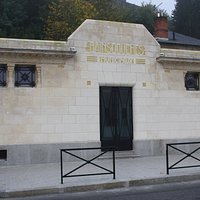 Façade des bains-douches