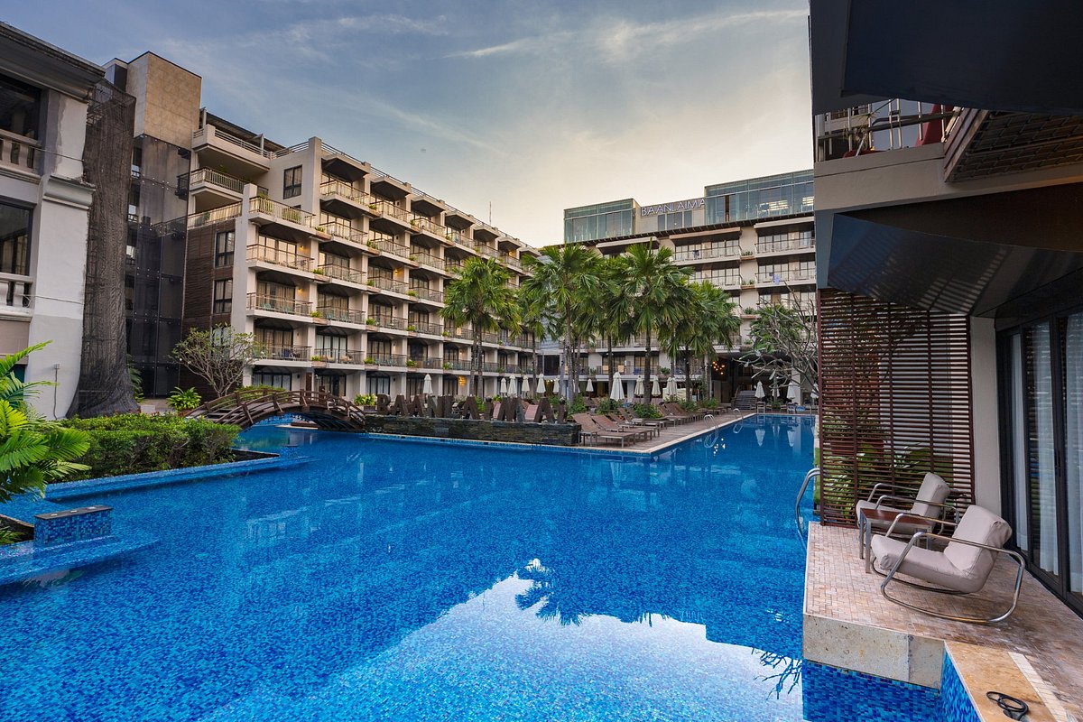 Baan Laimai Beach Resort &amp; Spa, hotel in Phuket