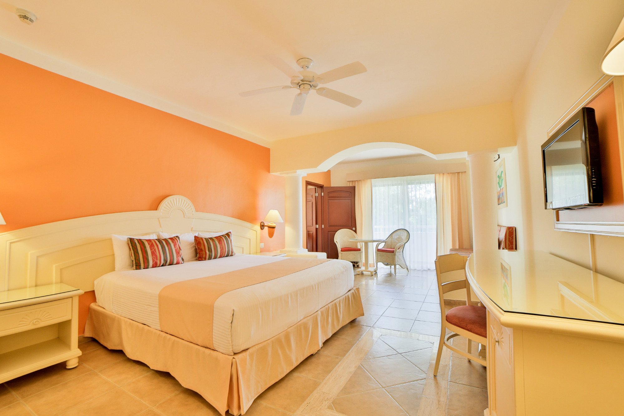 Hotel photo 14 of Bahia Principe Grand Coba.
