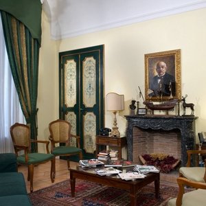 Chiaja Hotel de Charme, hotel in Naples