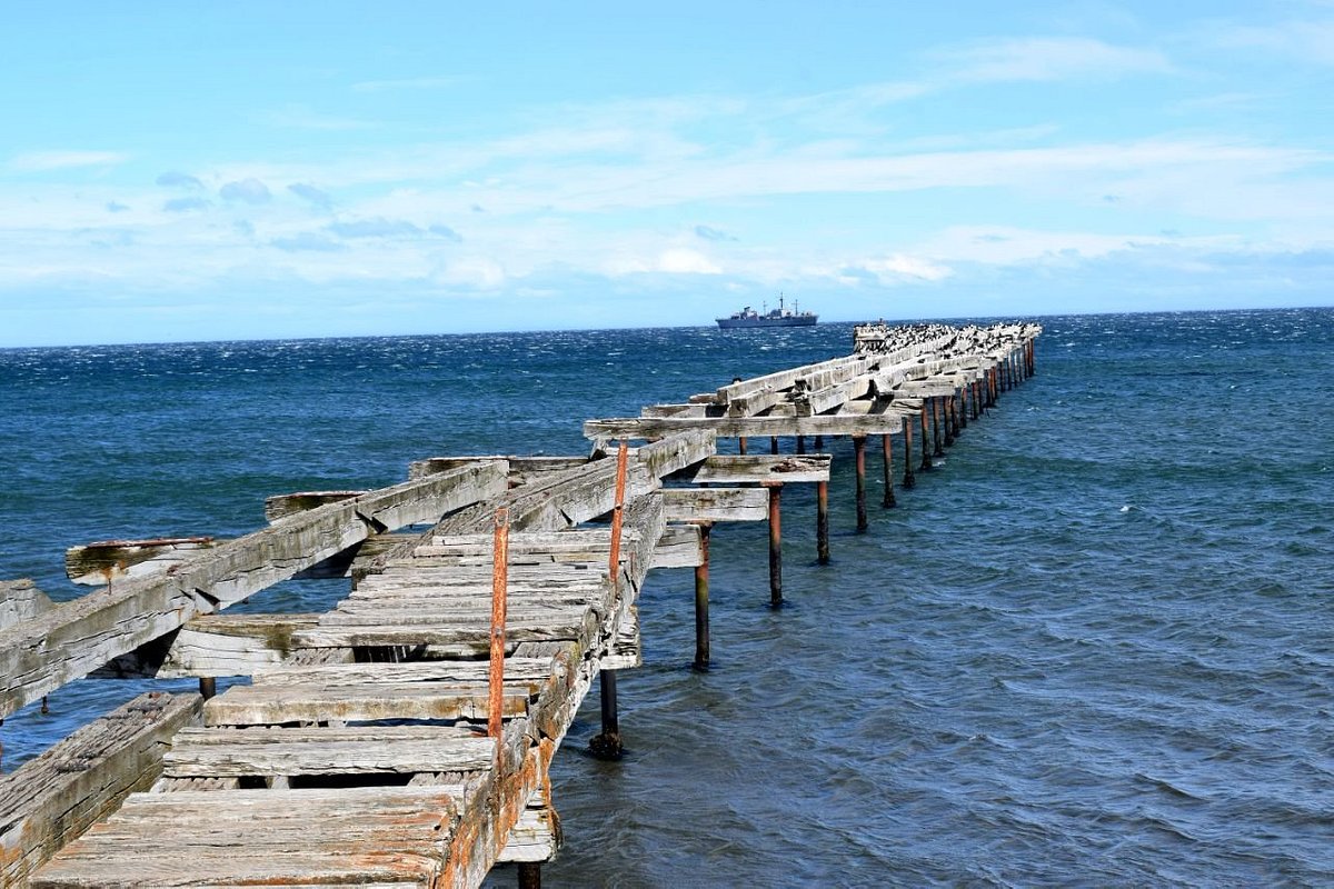 llevar a cabo al menos Autónomo Muelle de Carga (Punta Arenas) - All You Need to Know BEFORE You Go
