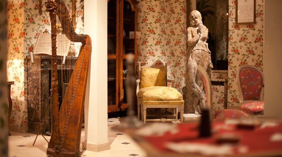 Vue du salonView of the lobby
