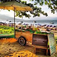 Food-cart Nhá Pudina na Praia da Armação