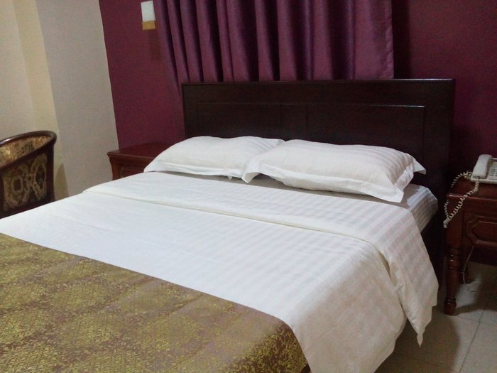 DIAMONDS HOTEL - Prices & Reviews (Kampala, Uganda)