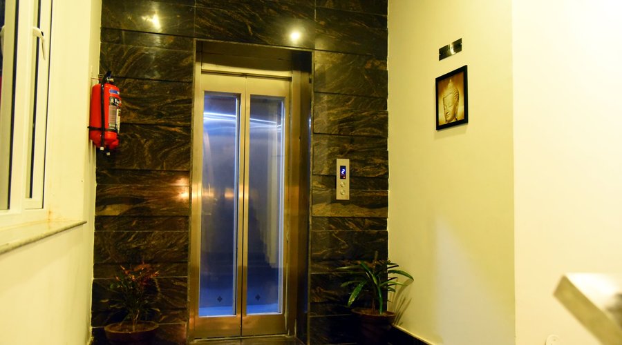 Glass Lift...