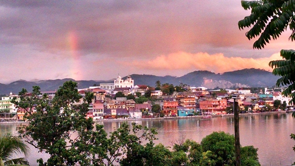 ISLA EL ZAPOTE PETÉN GUATEMALA