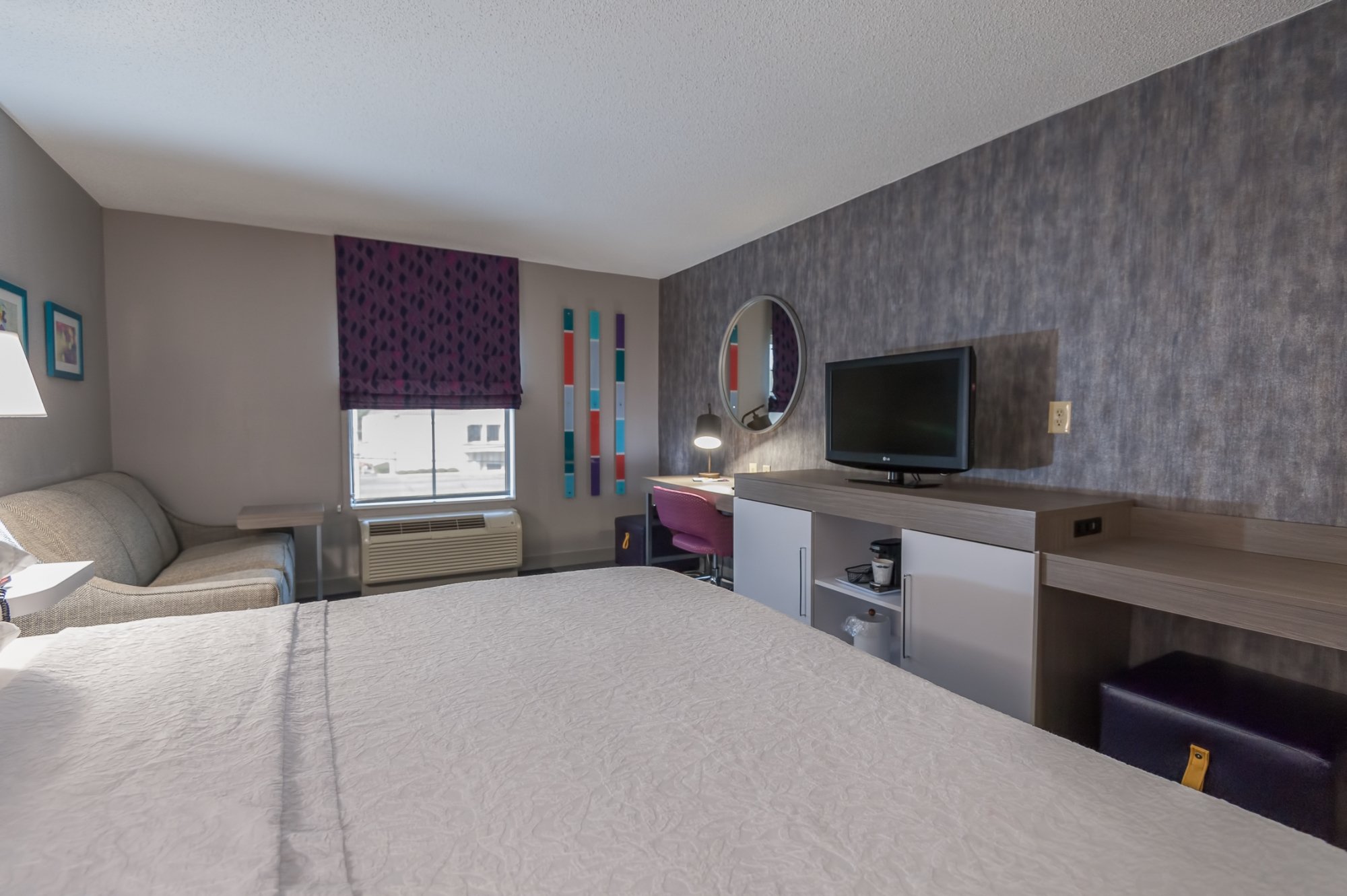 Hotel photo 1 of Hampton Inn East Windsor.