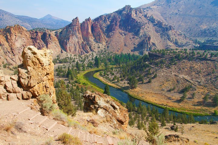 are dogs allowed at smith rock state park