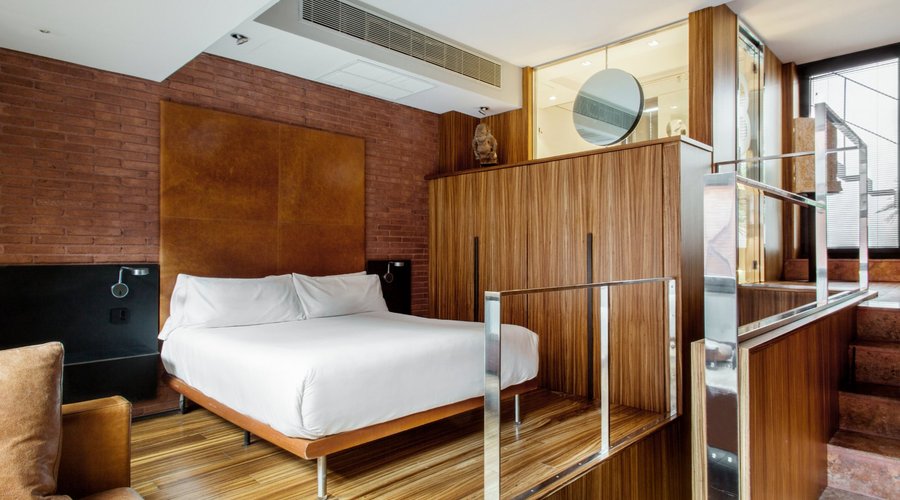 Duplex Room