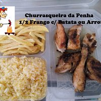 Meia Dose de Frango assado no carvão a acompanhar Batata frita Caseira e ou Arroz Cenoura