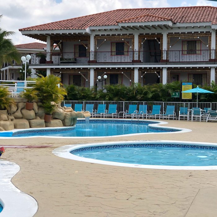 LAS CAMELIAS HOTEL CAMPESTRE $77 ($̶1̶6̶3̶) - Updated 2023 Prices & Reviews  - Colombia/Montenegro