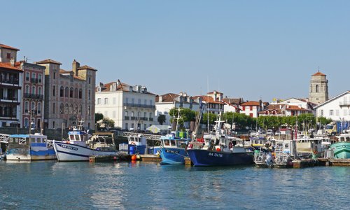 Le port de Saint Jean de Luz vu depuis Ciboure - Pays de Saint-Jean-de-Luz - Terre & Côte Basque