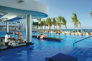 Piscina e praia