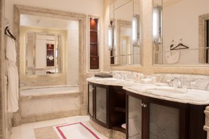 Room & Suite